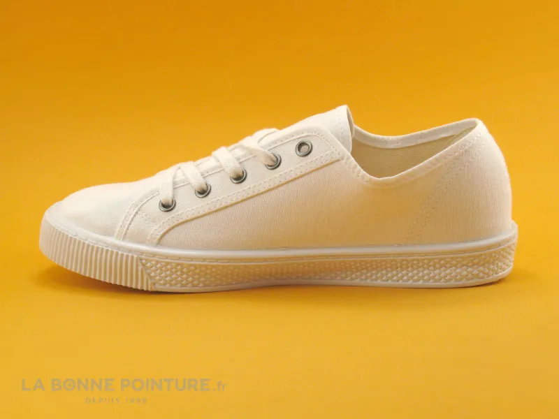 Achat chaussures Levi's Femme Chaussure en Toile, vente Levis MALIBU BEACH Brilliant white - Basket toile blanche