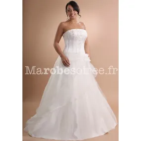 Leslie - robe de mariée évasée 602- sur demande en Dentelle, Satin soyeux